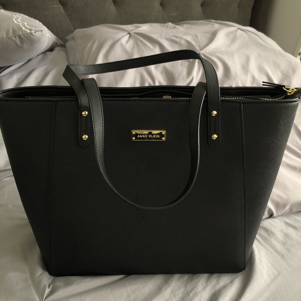 ANNE KLEIN TOTE